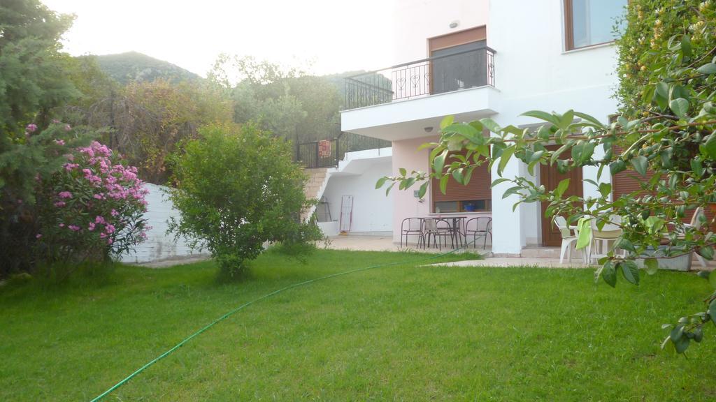 Villa Athina PalaiónTsiflíkion Exteriör bild